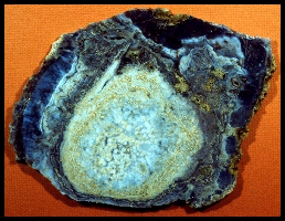 Luna Agate